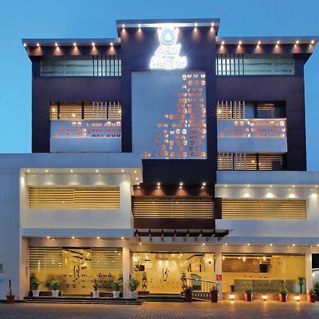 Hotel Novark Munnar Kallar Vattiyar Extérieur photo