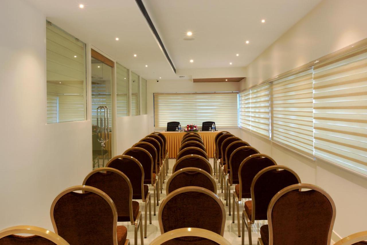 Hotel Novark Munnar Kallar Vattiyar Extérieur photo